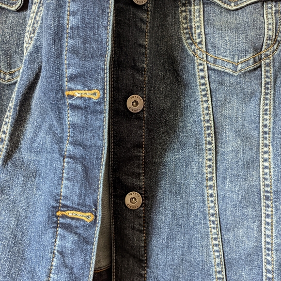 Nwot Torrid trucker jean jacket size 4 26 - Picture 7 of 8